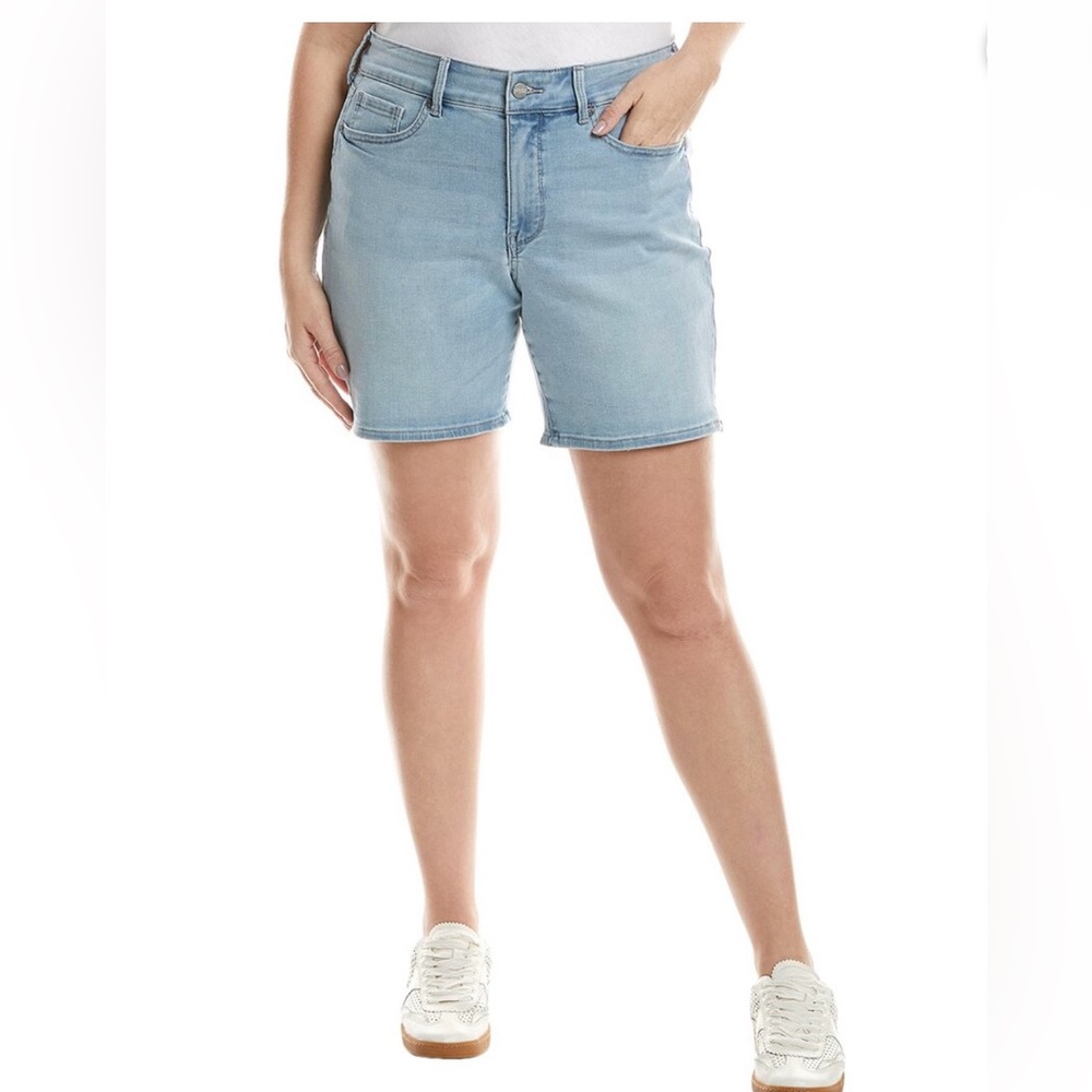 NYDJ Women’s Plus Ella Poetry Shorts, 24W NWT